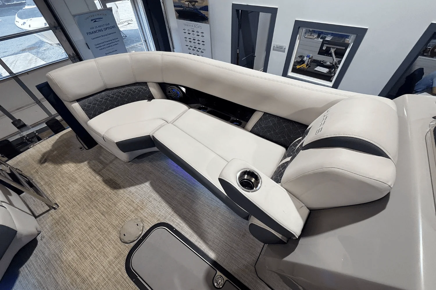 2023 Harris 230 GRAND MARINER Image Thumbnail #30