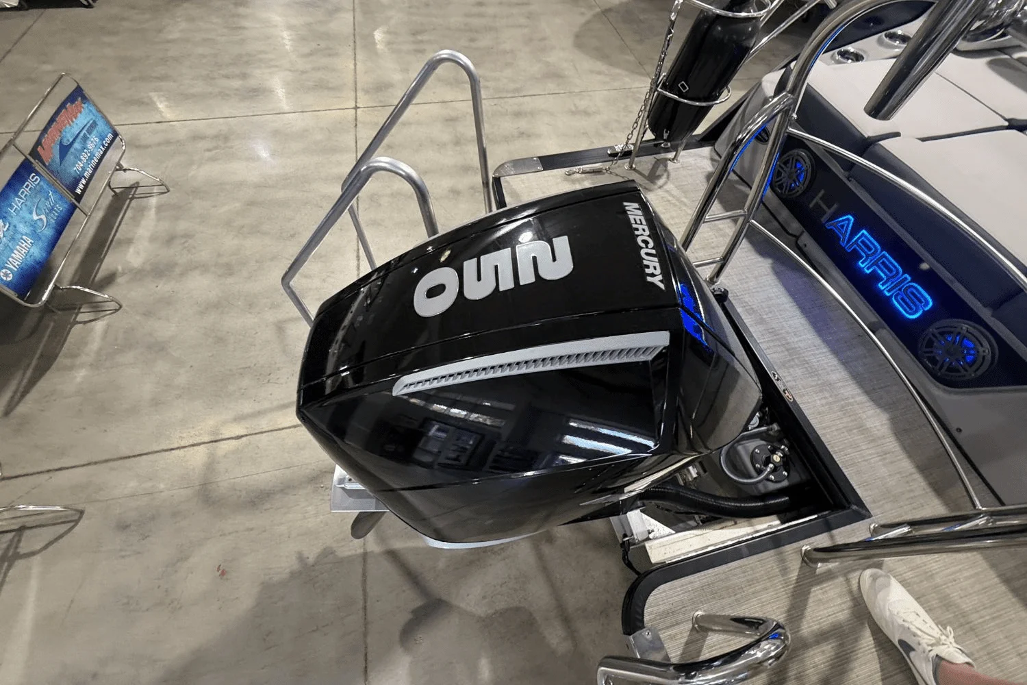 2023 Harris 230 GRAND MARINER Image Thumbnail #6