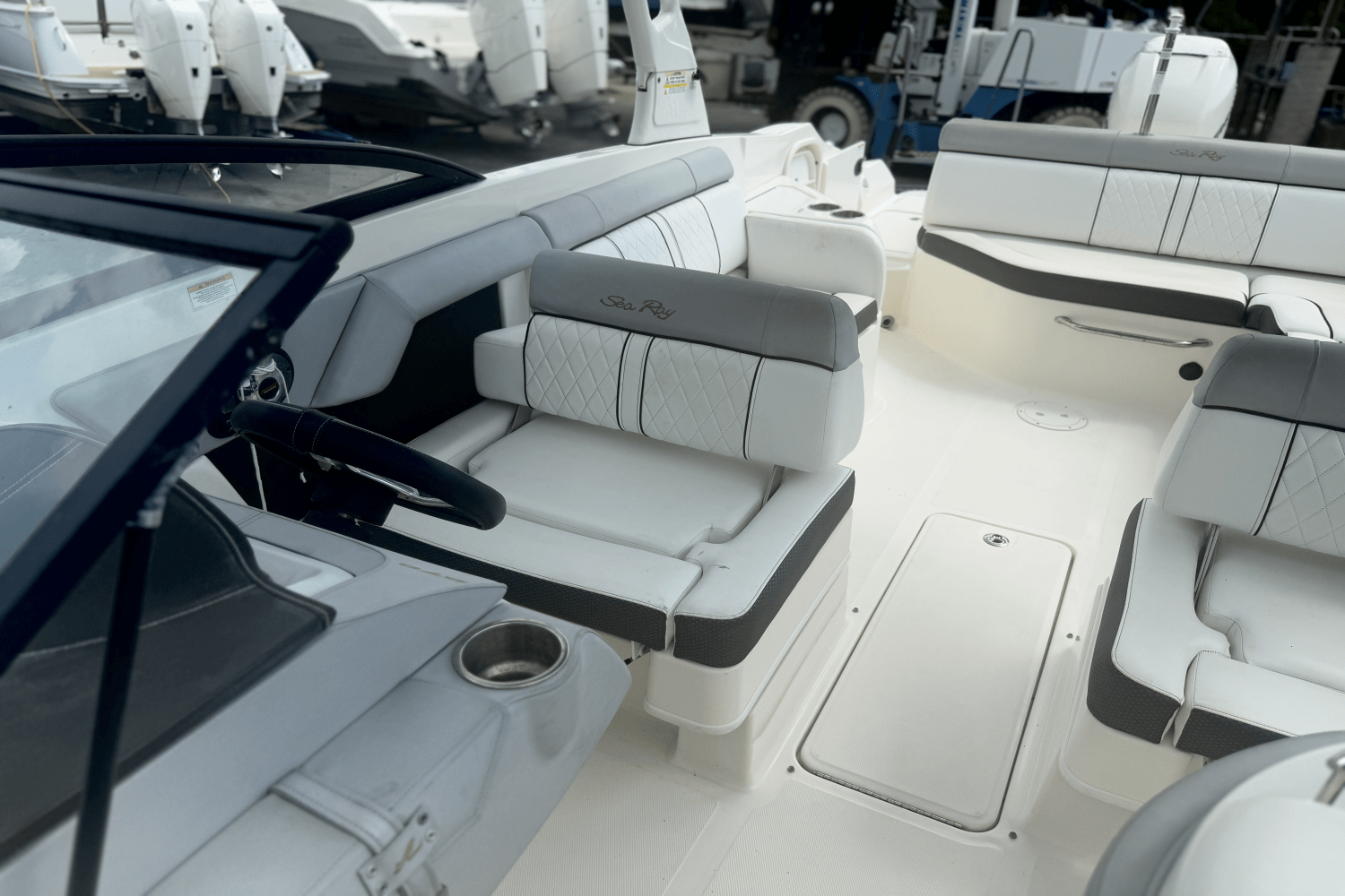 2016 Sea Ray 270 SUNDECK OUTBOARD Image Thumbnail #47