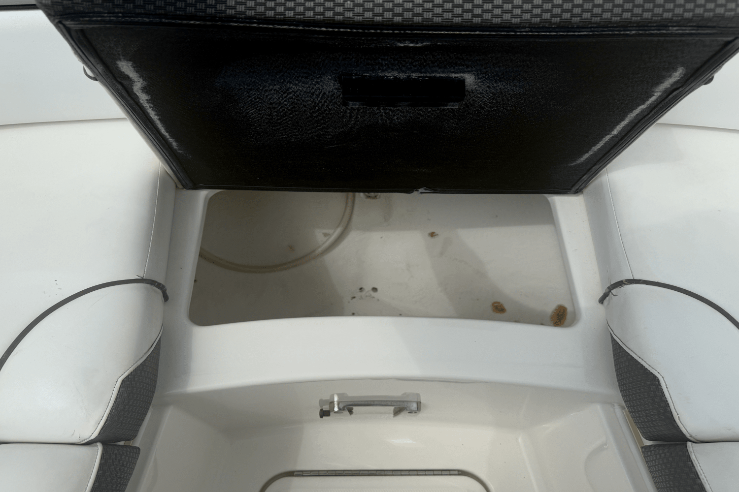 2016 Sea Ray 270 SUNDECK OUTBOARD Image Thumbnail #44
