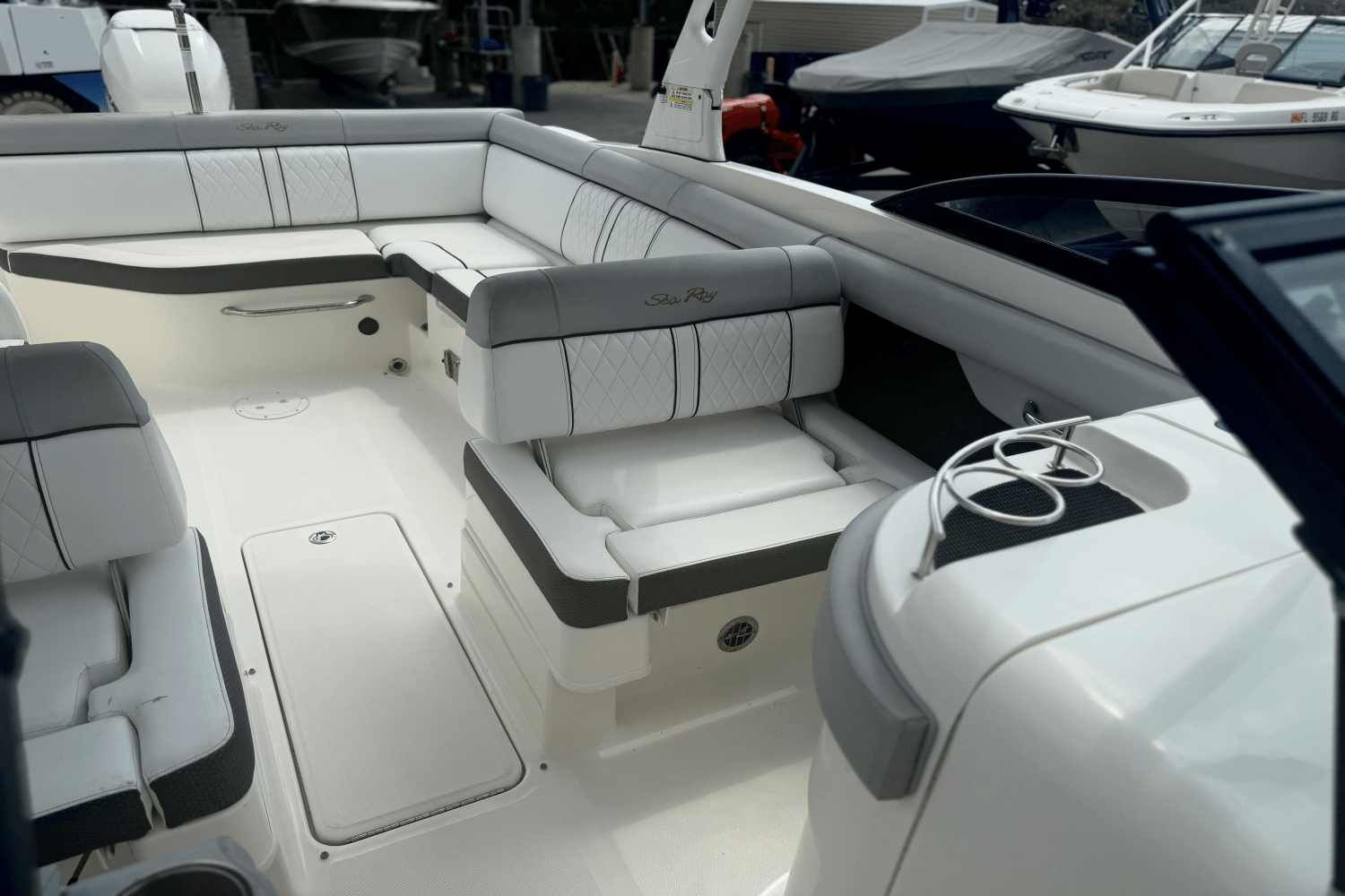 2016 Sea Ray 270 SUNDECK OUTBOARD Image Thumbnail #46