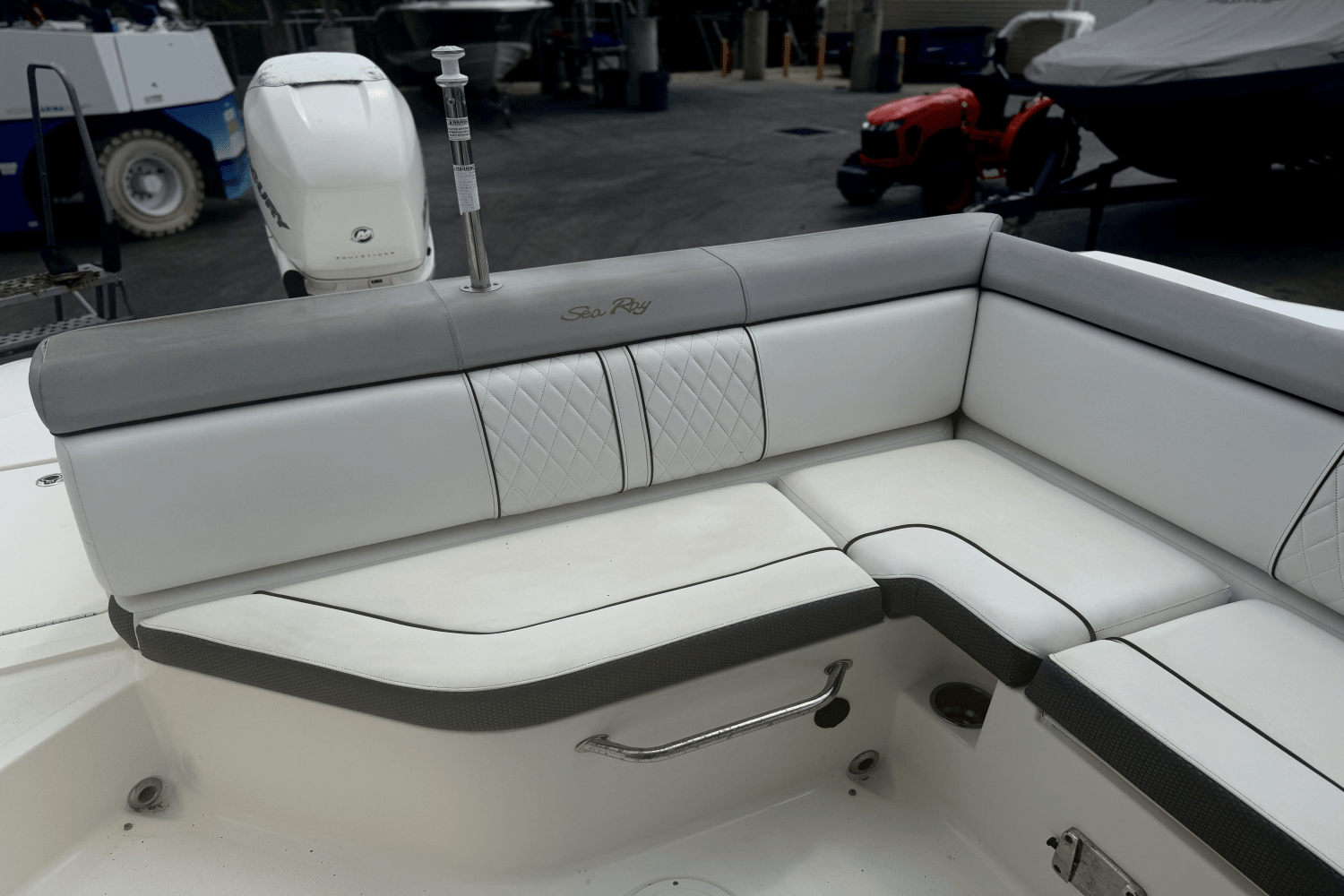 2016 Sea Ray 270 SUNDECK OUTBOARD Image Thumbnail #21