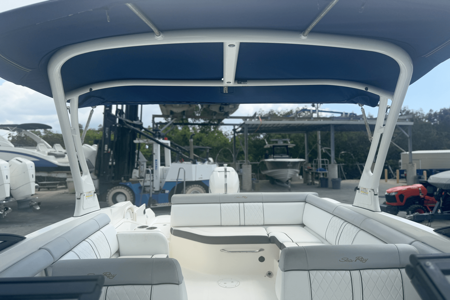 2016 Sea Ray 270 SUNDECK OUTBOARD Image Thumbnail #48