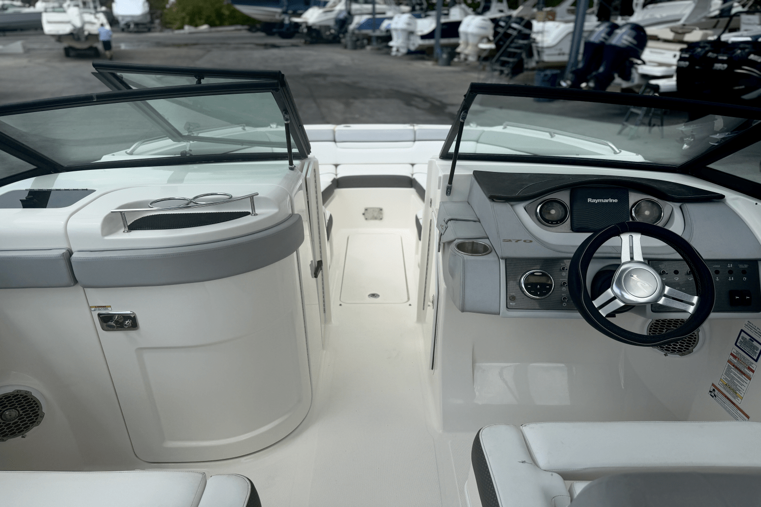 2016 Sea Ray 270 SUNDECK OUTBOARD Image Thumbnail #33