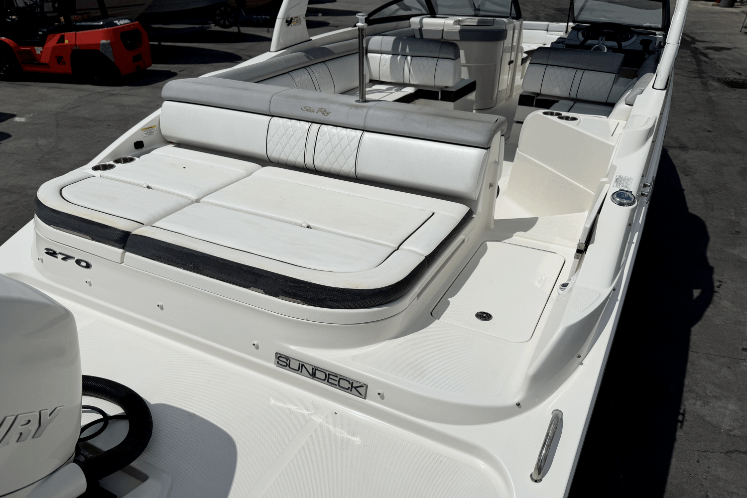2016 Sea Ray 270 SUNDECK OUTBOARD Image Thumbnail #14