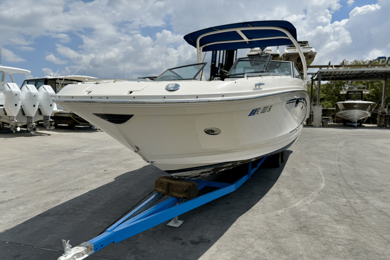 2016 Sea Ray 270 SUNDECK OUTBOARD Image Thumbnail #1