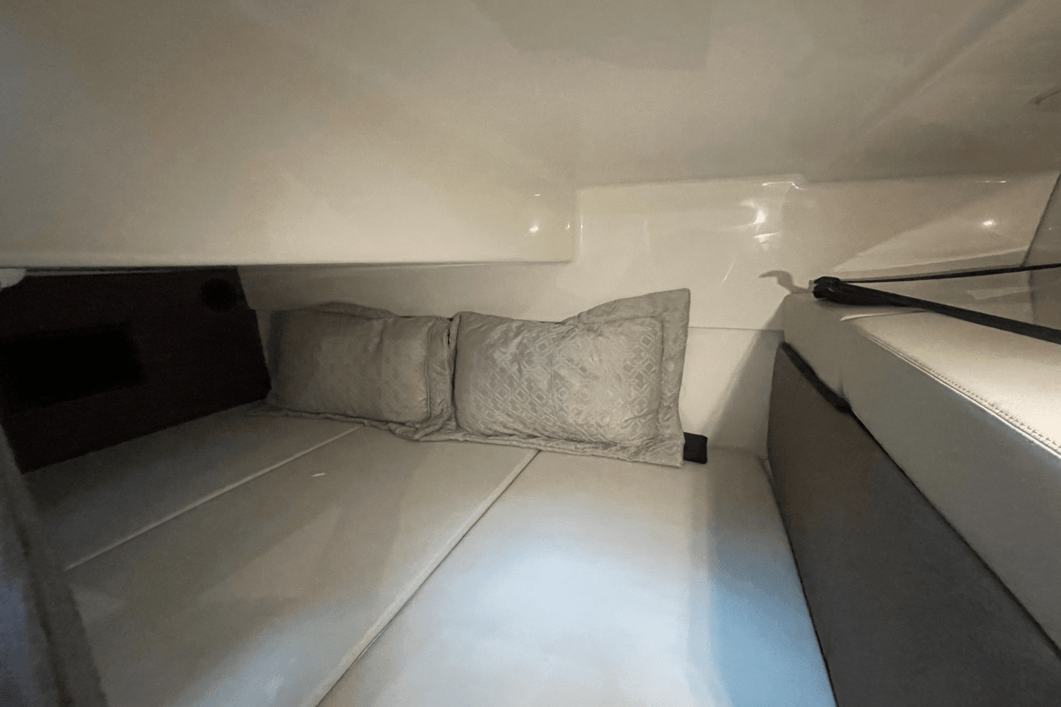 2024 Boston Whaler 325 CONQUEST Image Thumbnail #30