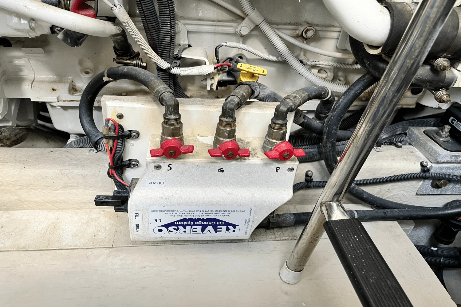 2015 Sea Ray 450 SUNDANCER Image Thumbnail #52