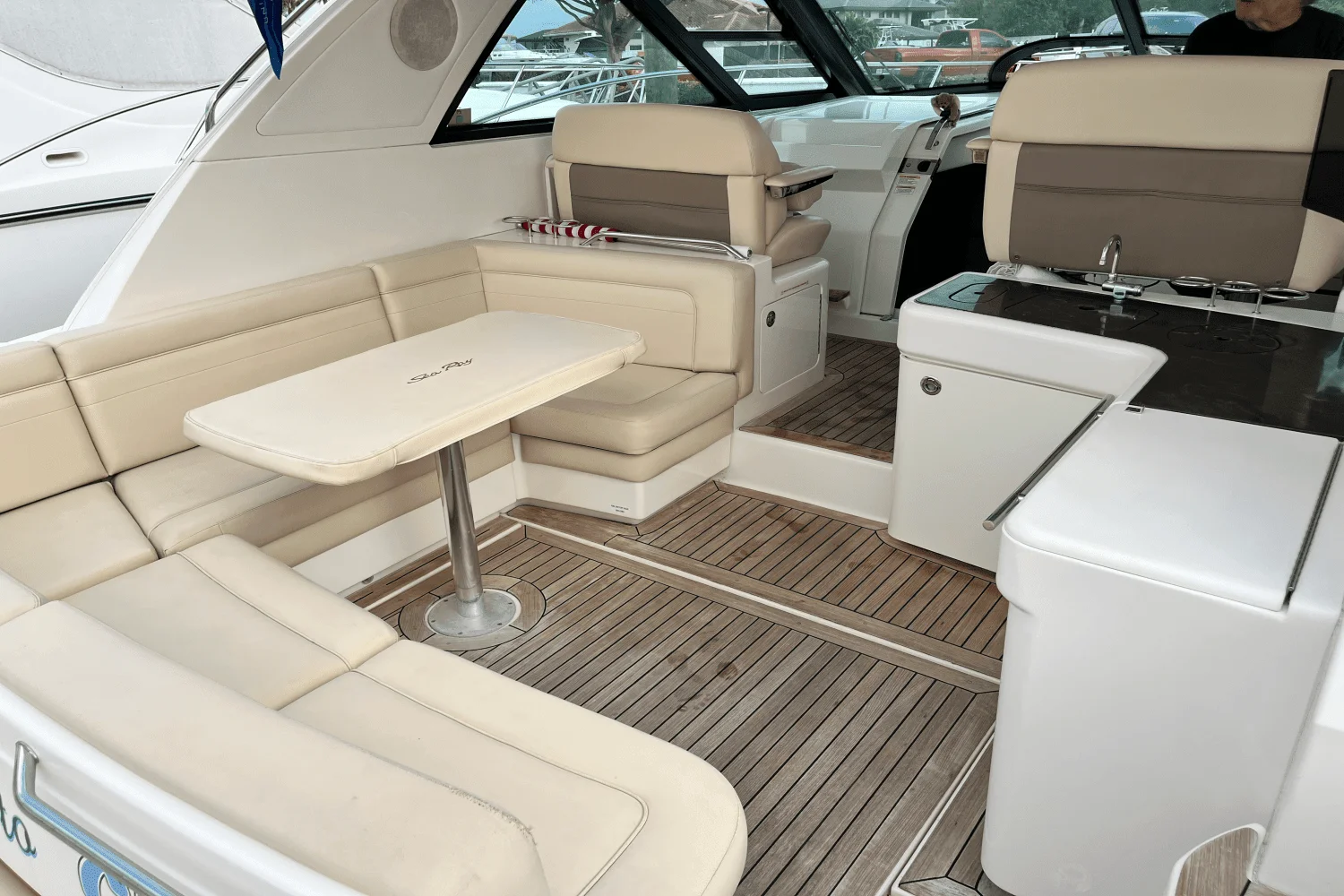 2015 Sea Ray 450 SUNDANCER Image Thumbnail #13