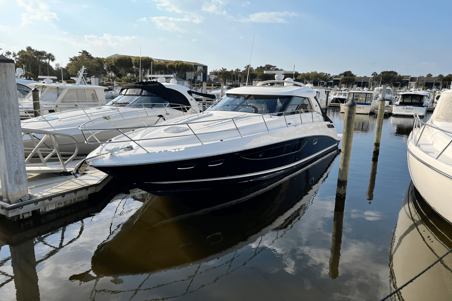 2015 Sea Ray 450 SUNDANCER Image Thumbnail #0