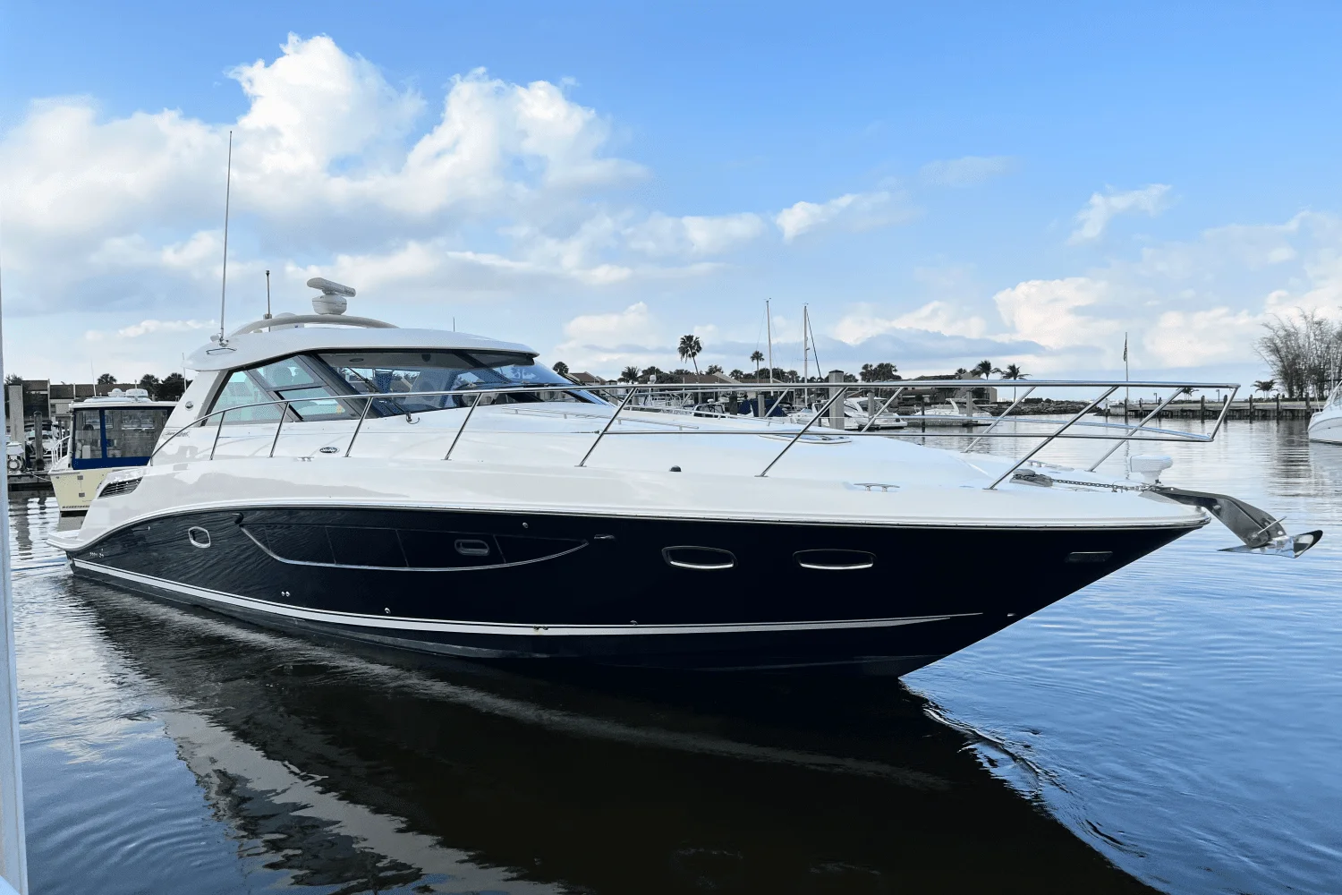 2015 Sea Ray 450 SUNDANCER Image Thumbnail #4