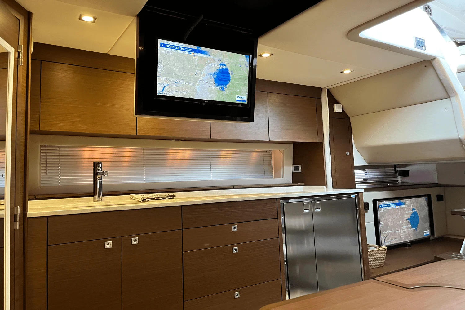 2015 Sea Ray 450 SUNDANCER Image Thumbnail #34