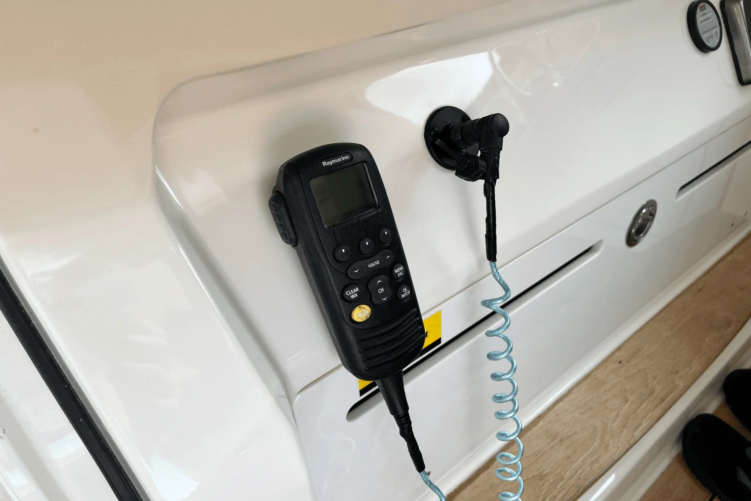 2015 Sea Ray 450 SUNDANCER Image Thumbnail #22