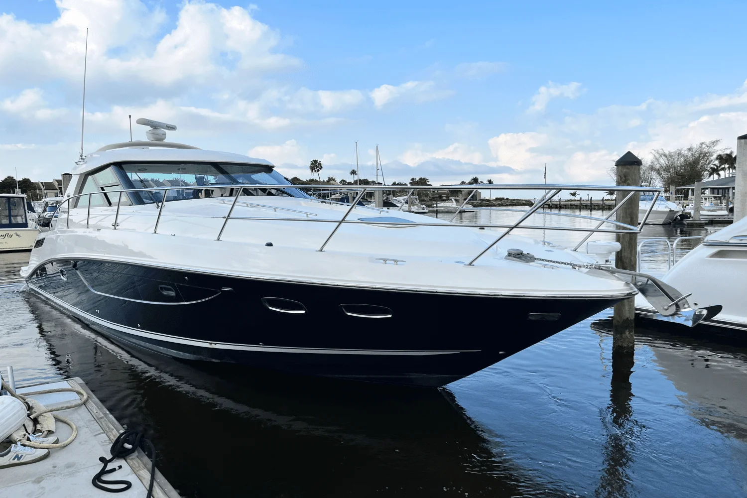 2015 Sea Ray 450 SUNDANCER Image Thumbnail #3