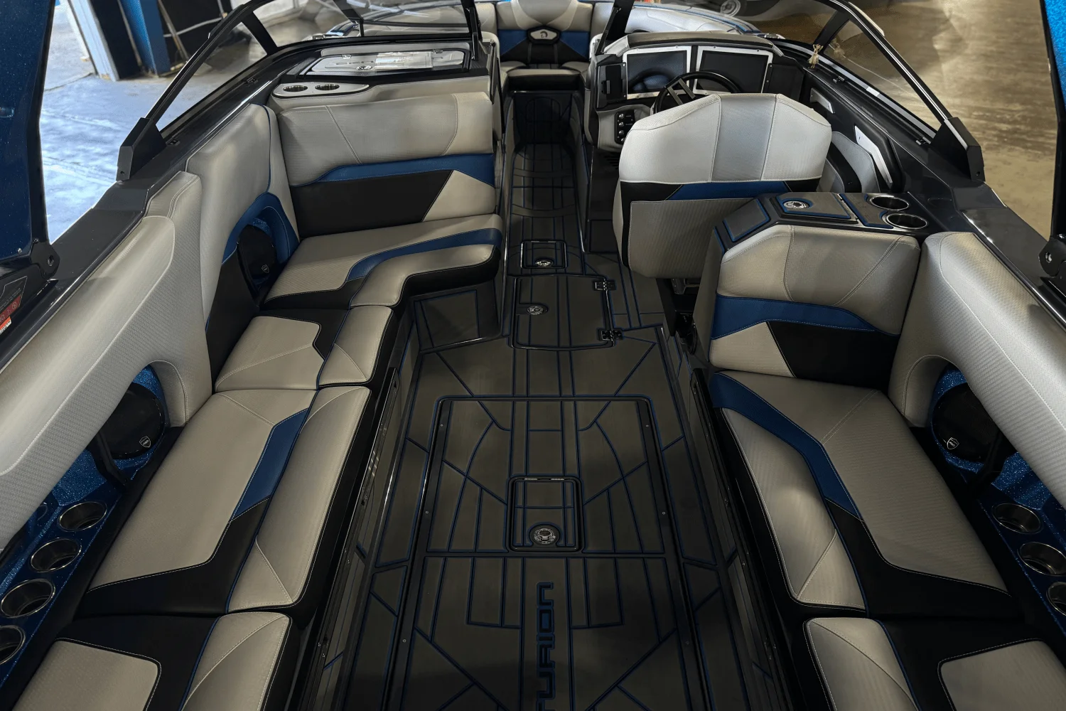 2023 Centurion RI245 Image Thumbnail #11