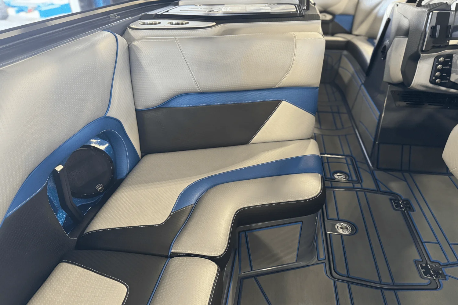 2023 Centurion RI245 Image Thumbnail #19