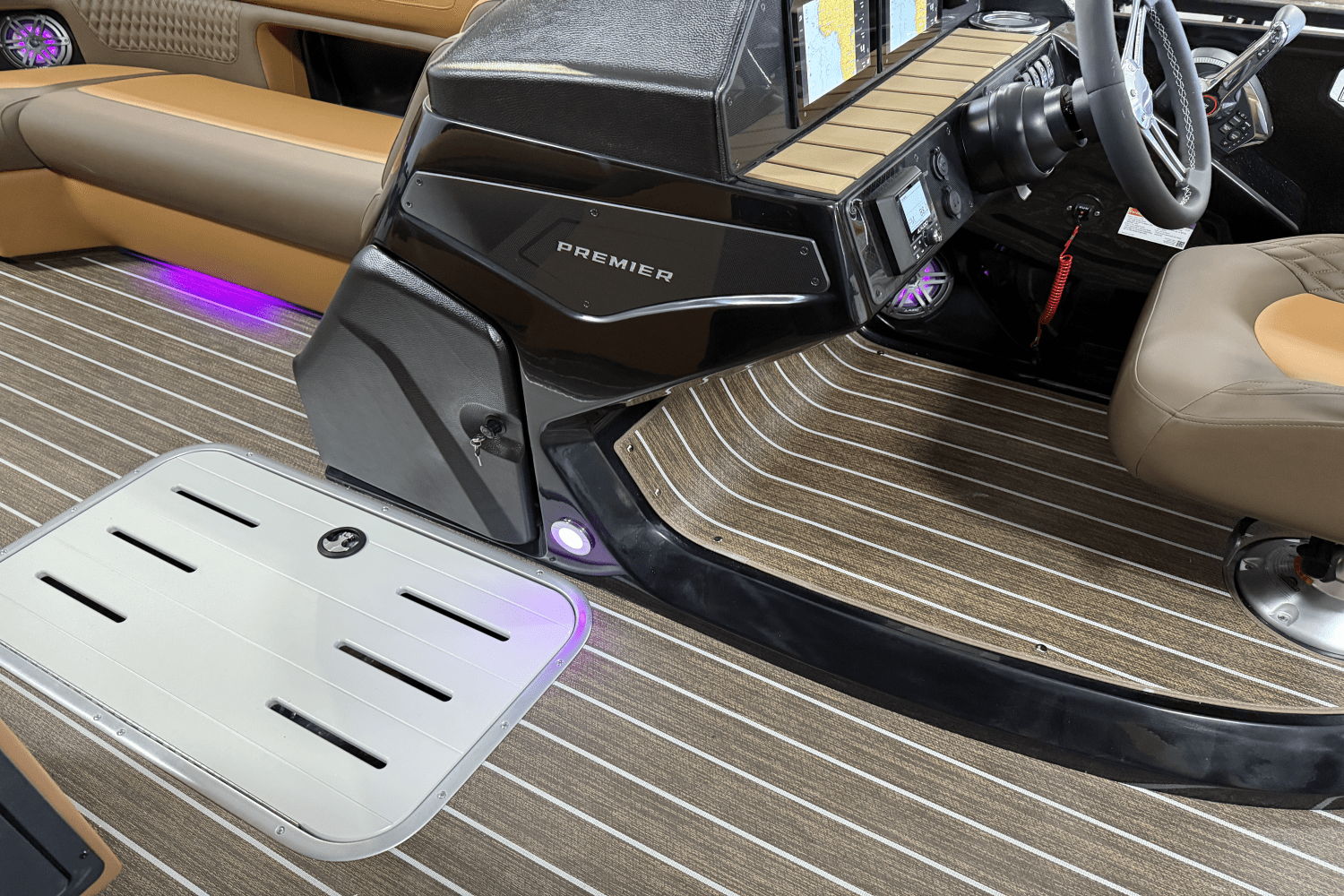 2026 Premier 250SOLARIS Image Thumbnail #28