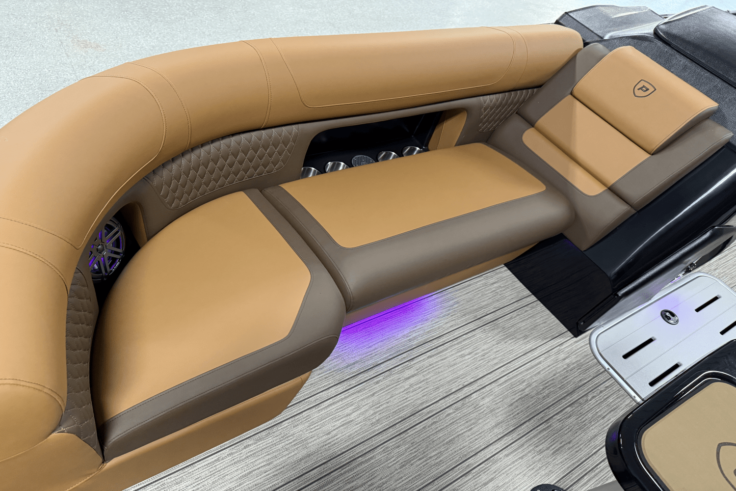 2025 Premier 230 Solaris Image Thumbnail #70