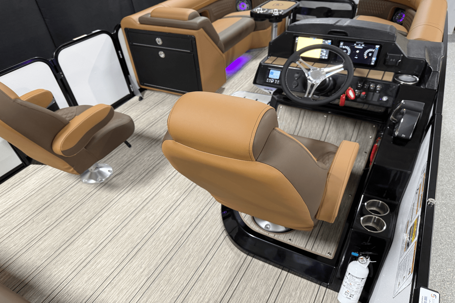 2025 Premier 230 Solaris Image Thumbnail #45