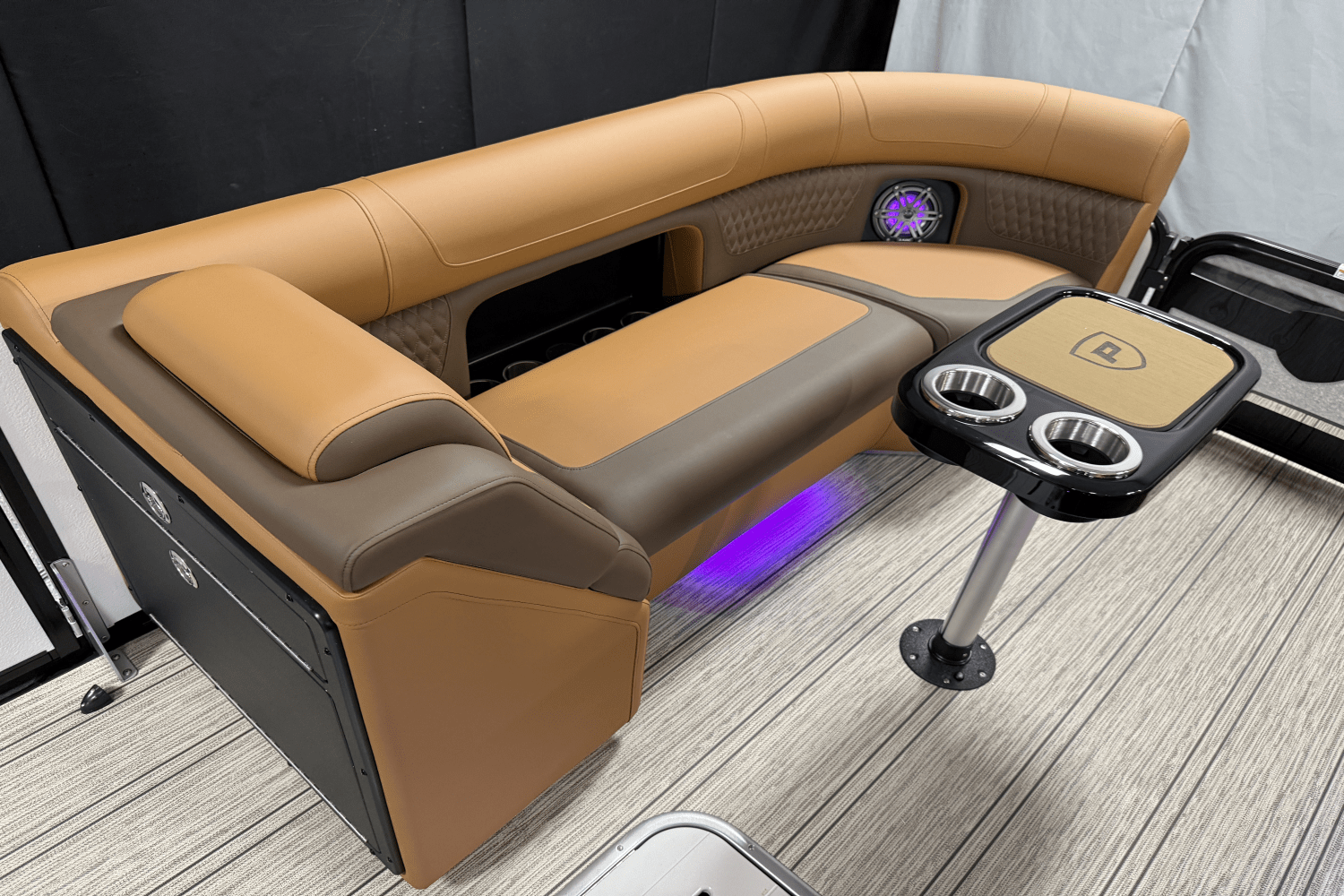 2025 Premier 230 Solaris Image Thumbnail #66