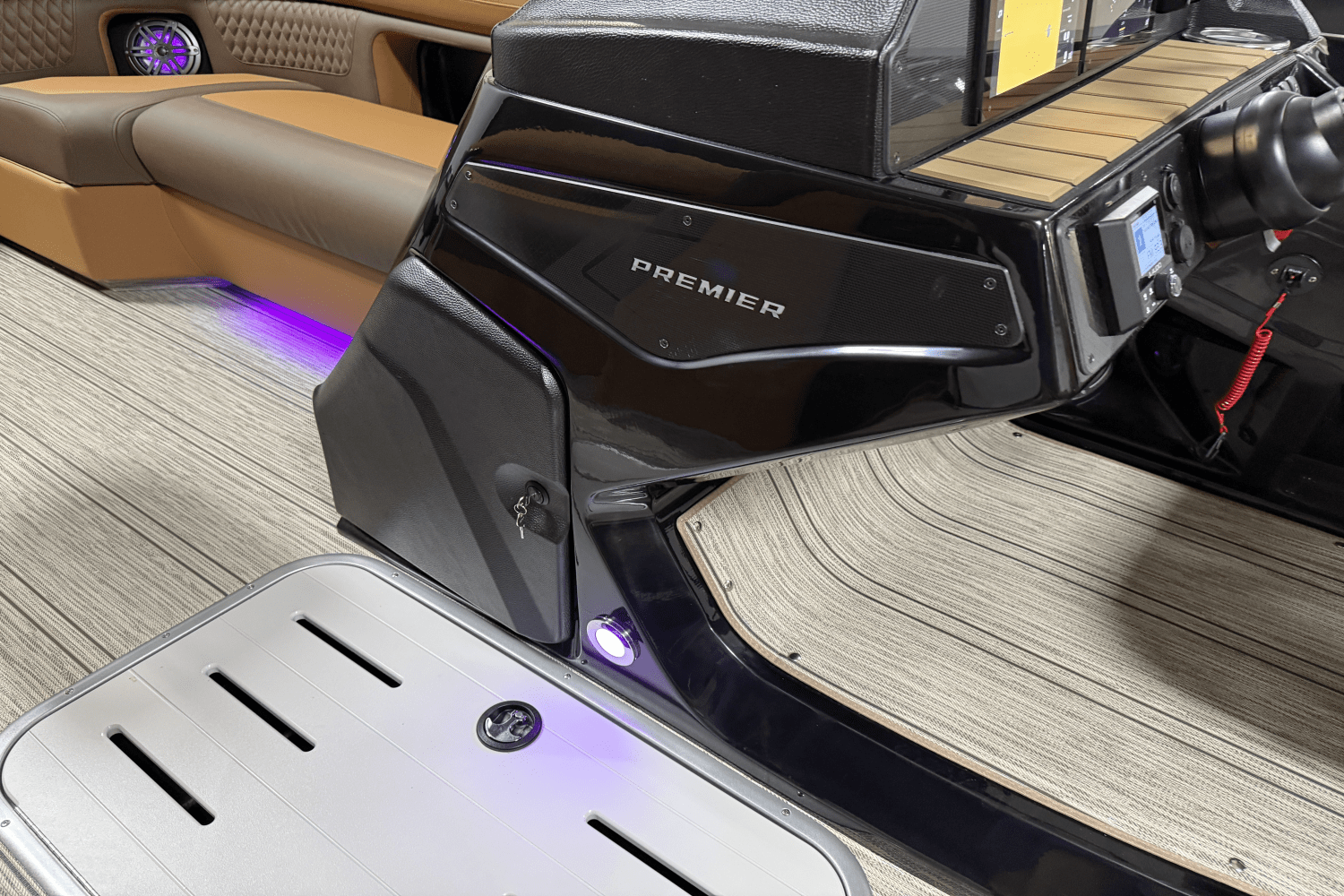 2025 Premier 230 Solaris Image Thumbnail #61
