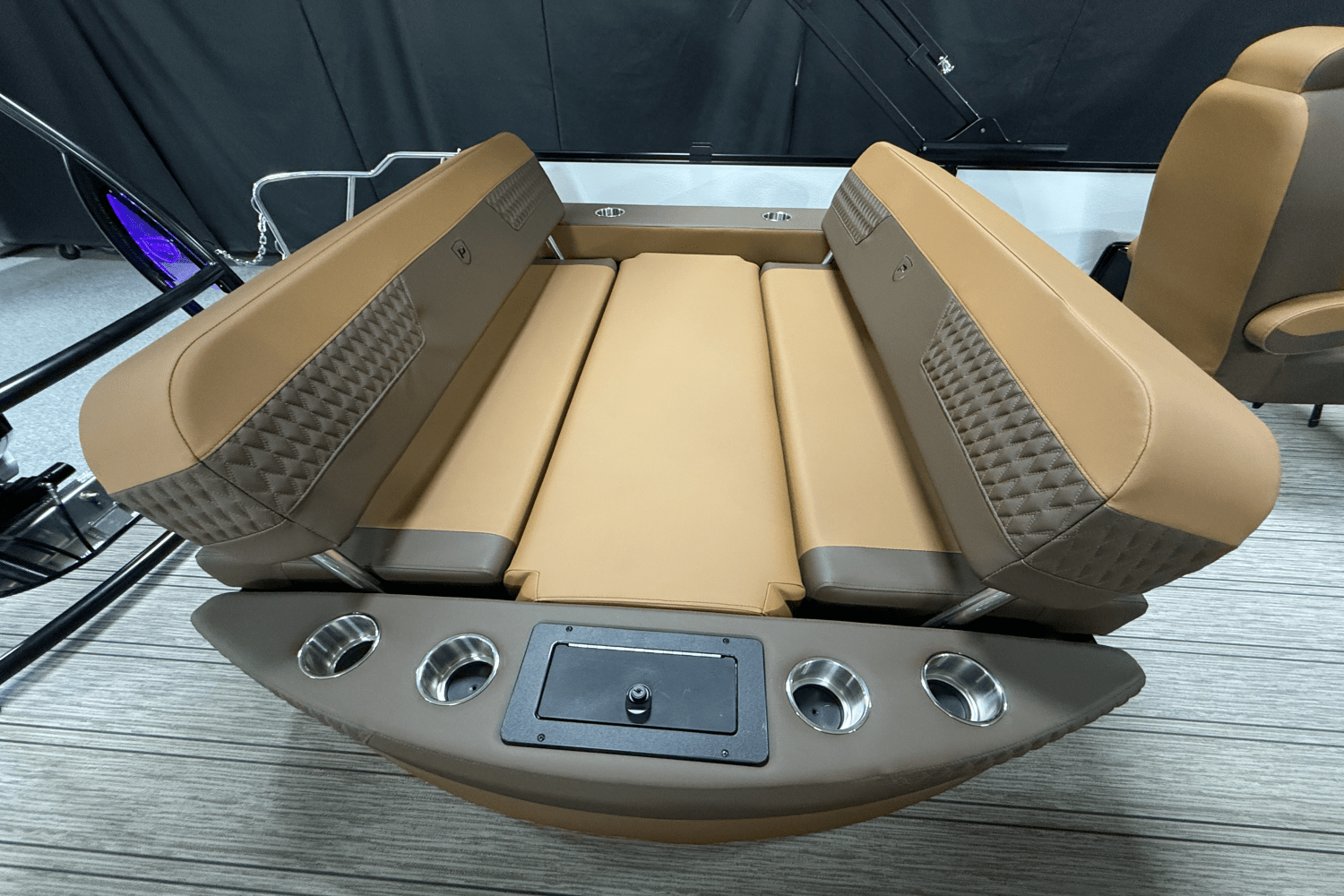 2025 Premier 230 Solaris Image Thumbnail #38