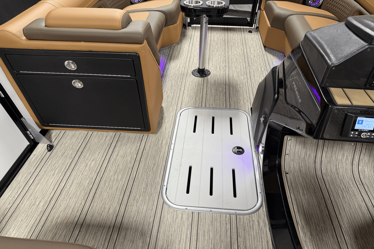 2025 Premier 230 Solaris Image Thumbnail #59