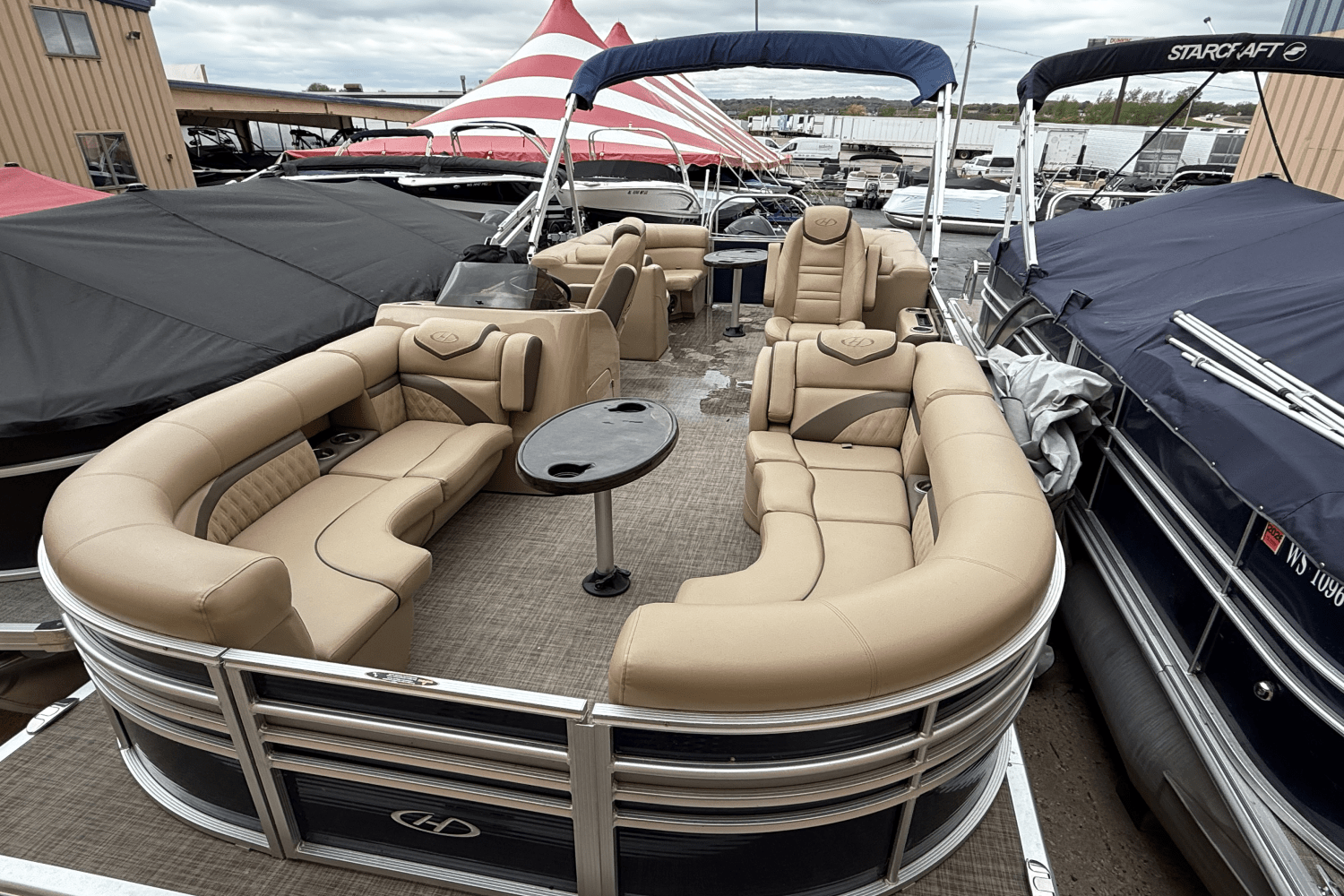 2018 Harris Sunliner 220 Image Thumbnail #1