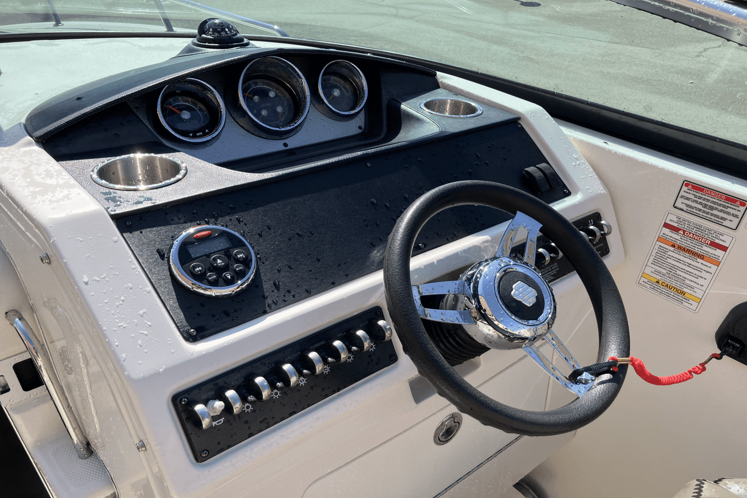2014 Sea Ray 260 SUNDANCER Image Thumbnail #9