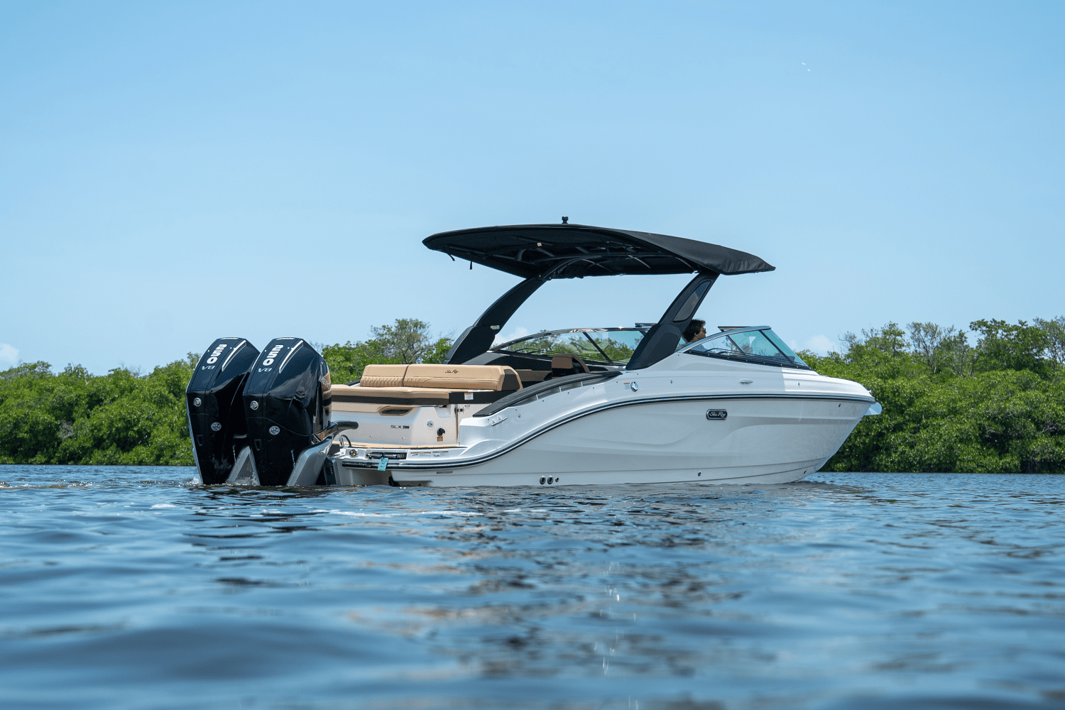 2025 Sea Ray SLX 280 Image Thumbnail #32