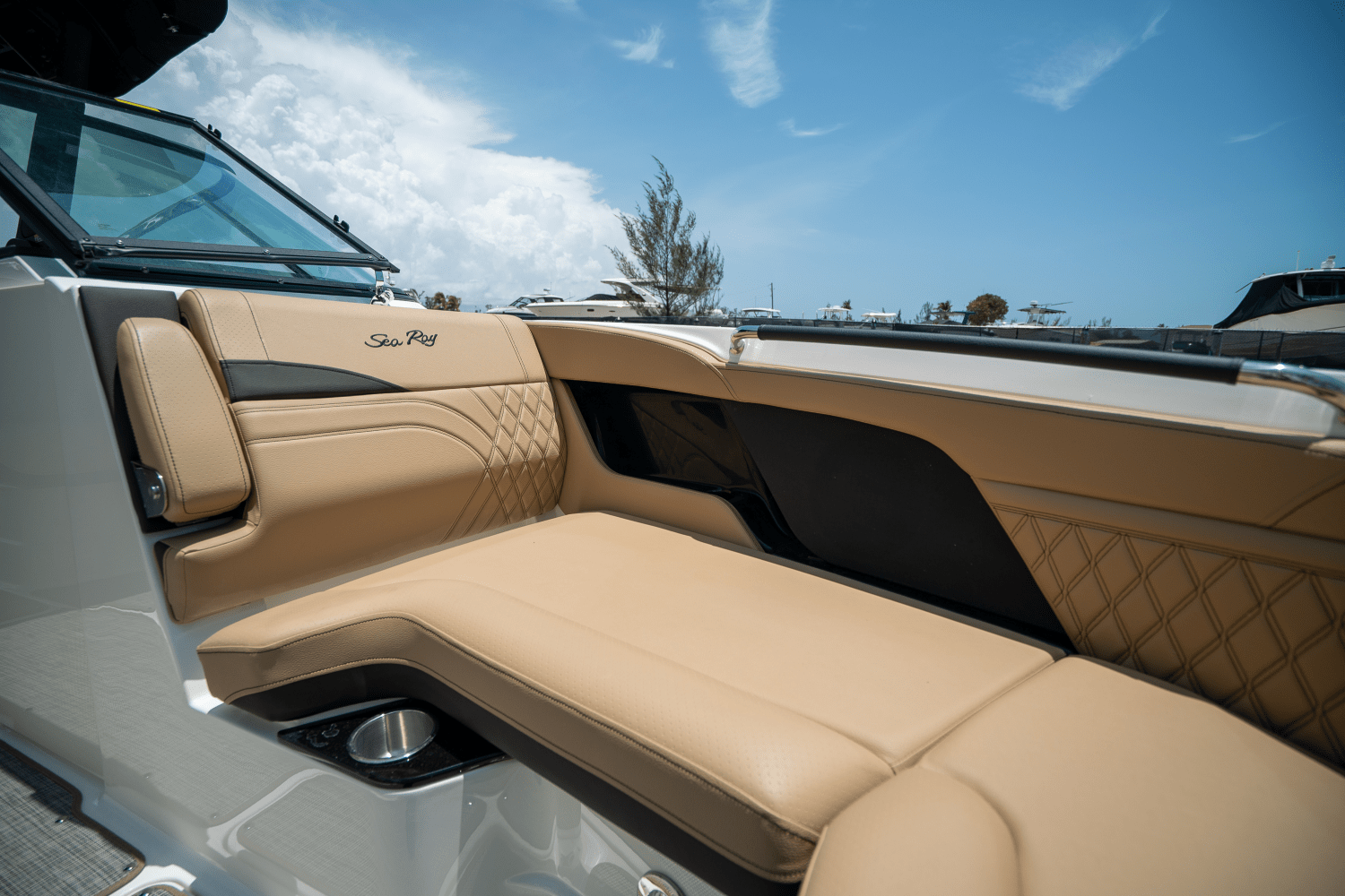 2025 Sea Ray SLX 280 Image Thumbnail #20