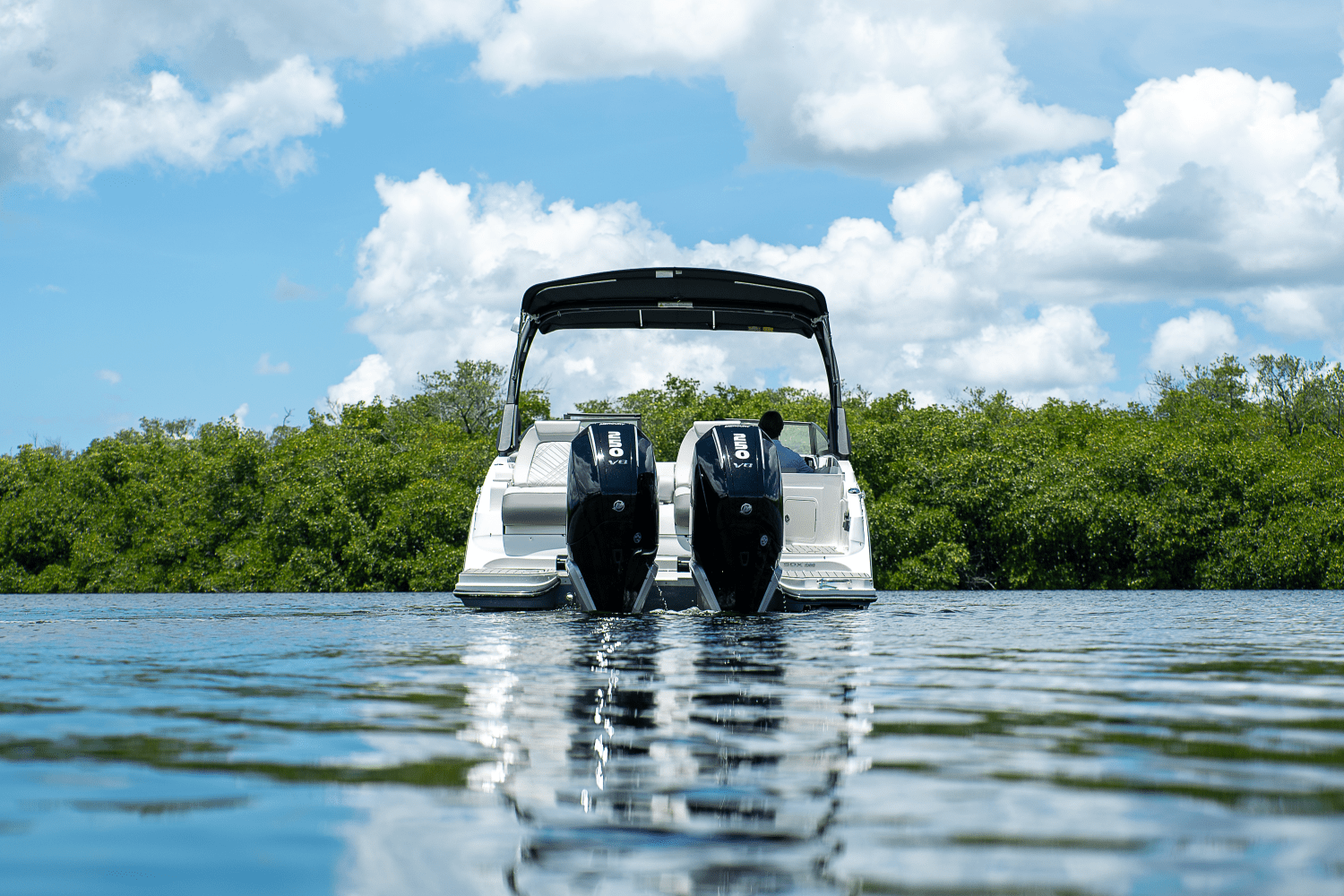 2026 Sea Ray SDX 290 Outboard Image Thumbnail #27