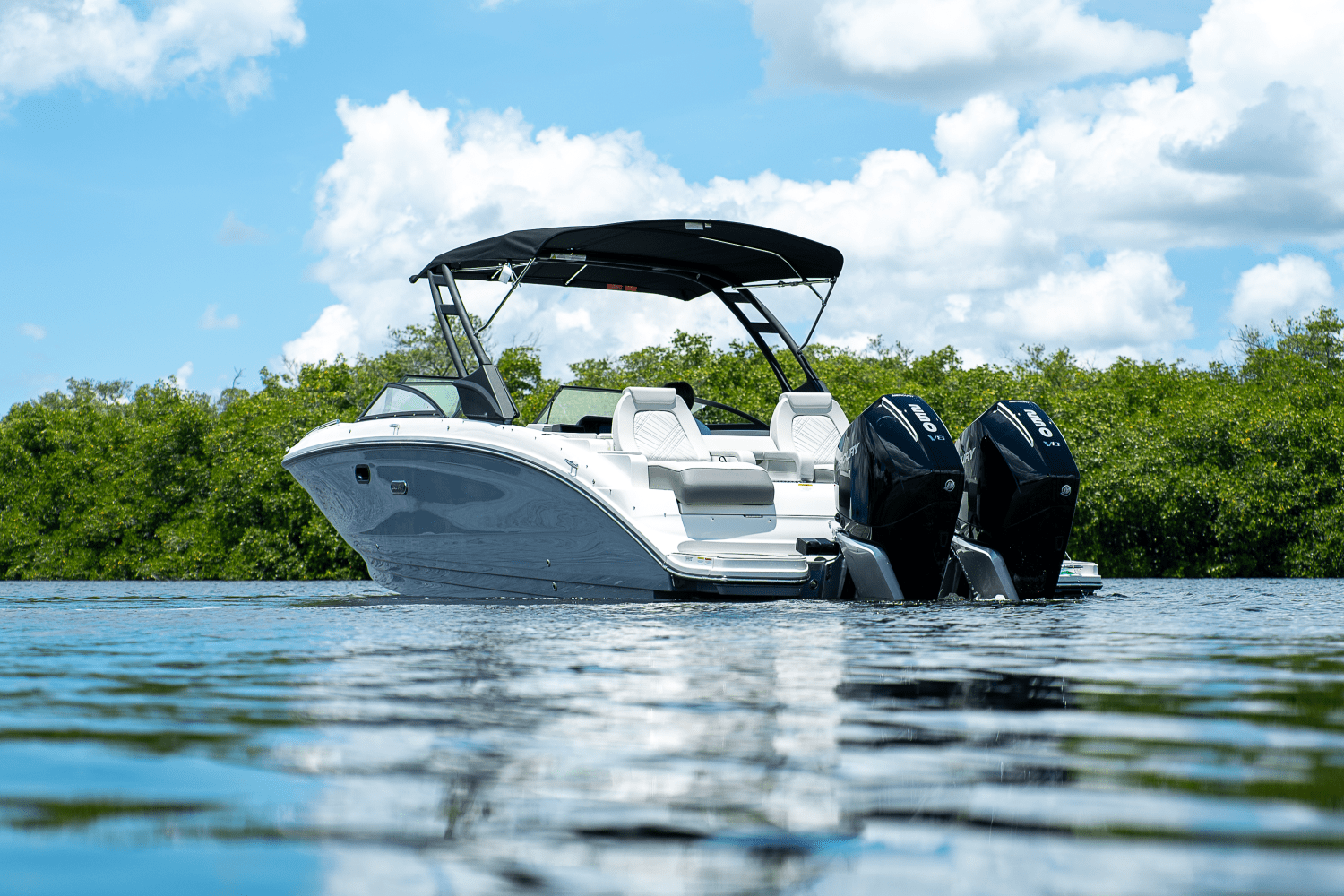 2026 Sea Ray SDX 290 Outboard Image Thumbnail #29