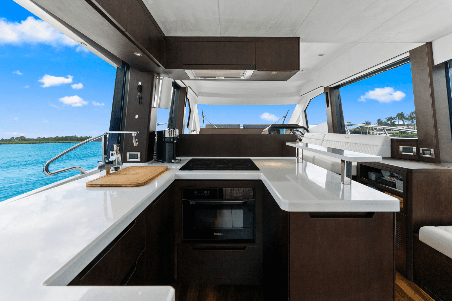 2022 Galeon 500 FLY Image Thumbnail #22