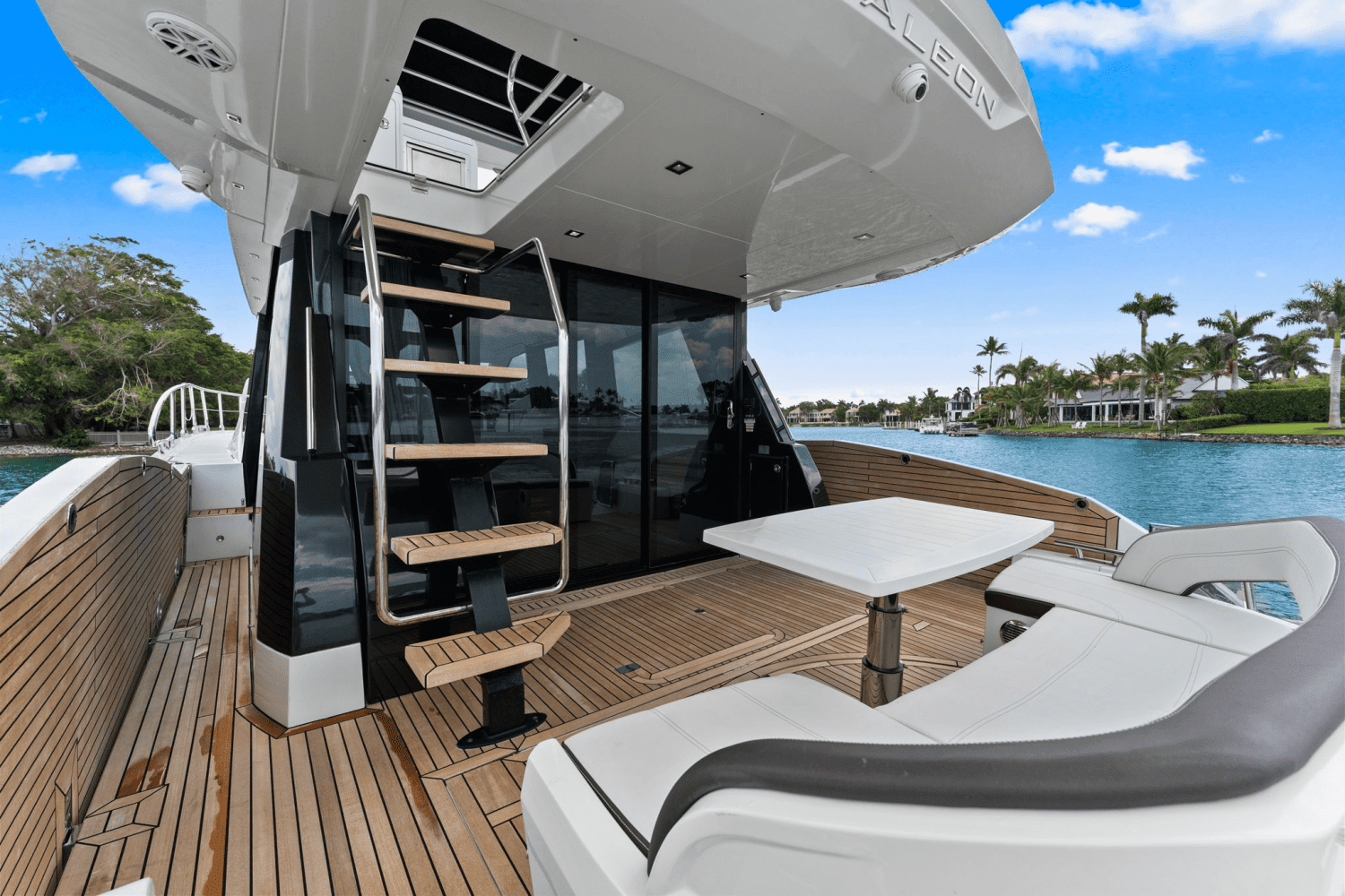 2022 Galeon 500 FLY Image Thumbnail #52