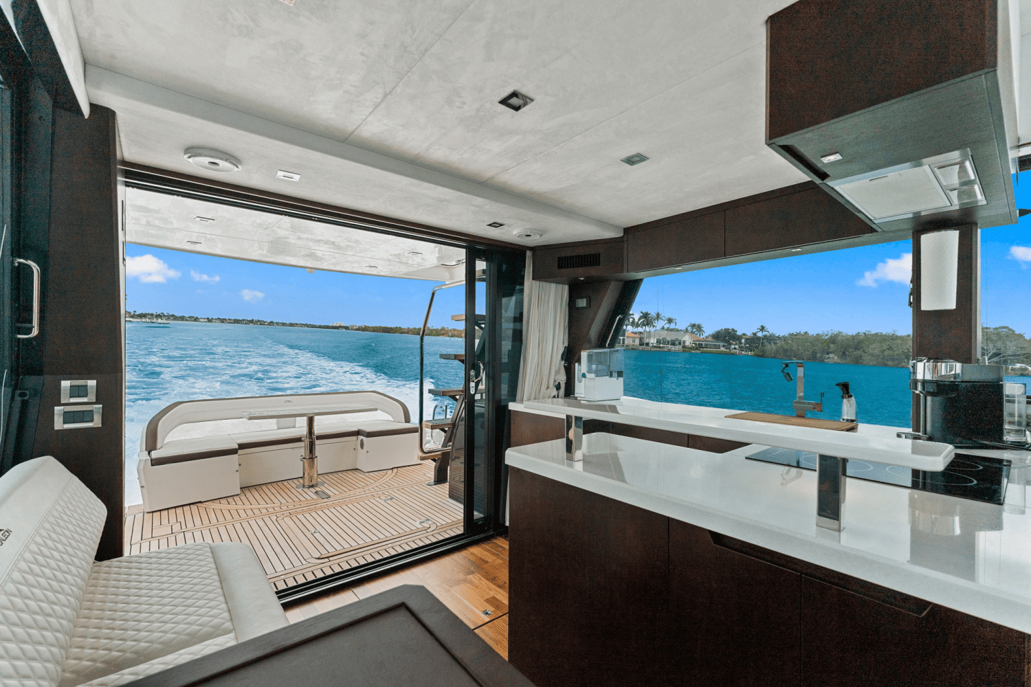 2022 Galeon 500 FLY Image Thumbnail #29