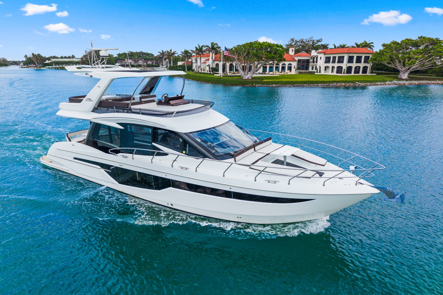 2022 Galeon 500 FLY Image Thumbnail #4