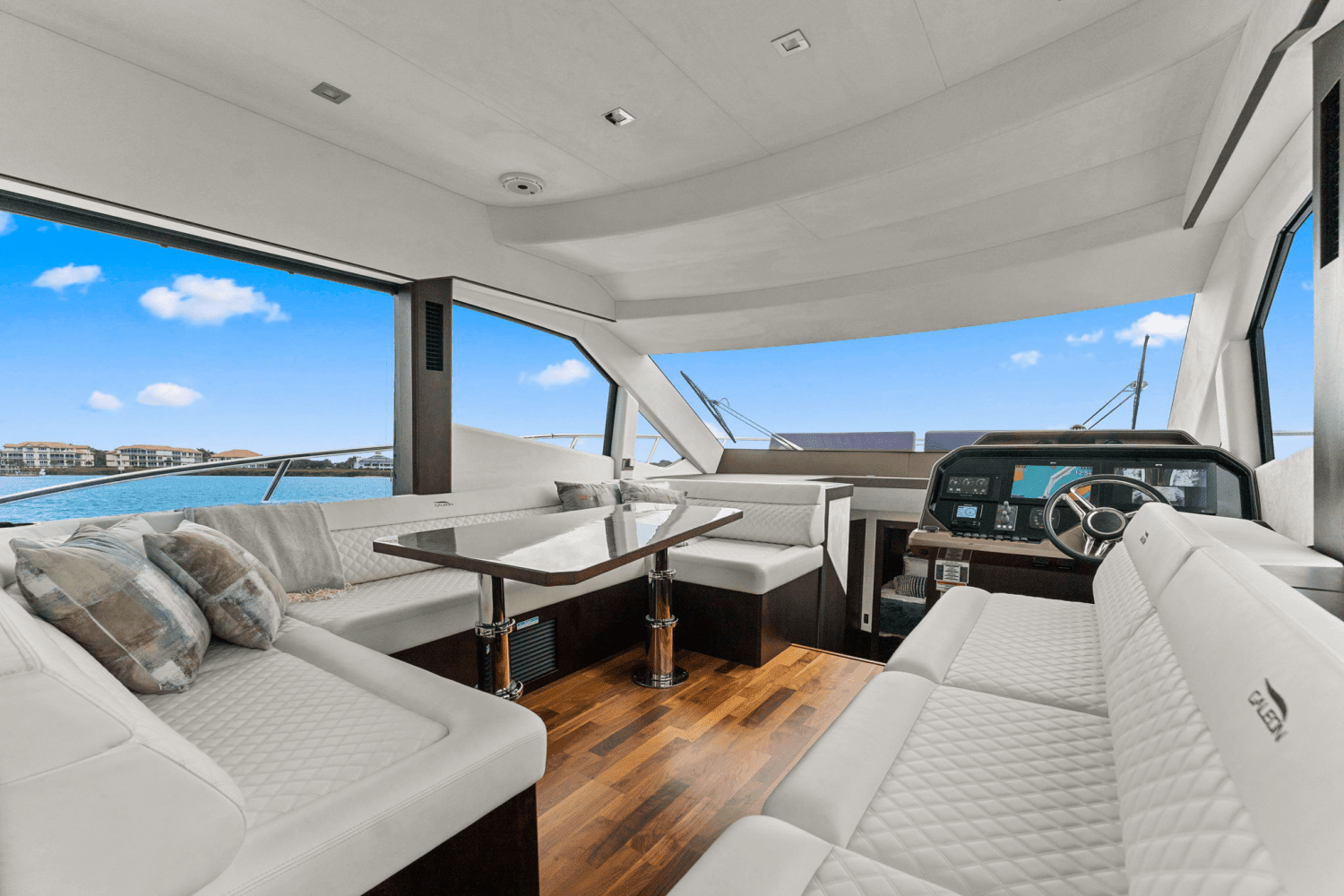 2022 Galeon 500 FLY Image Thumbnail #23