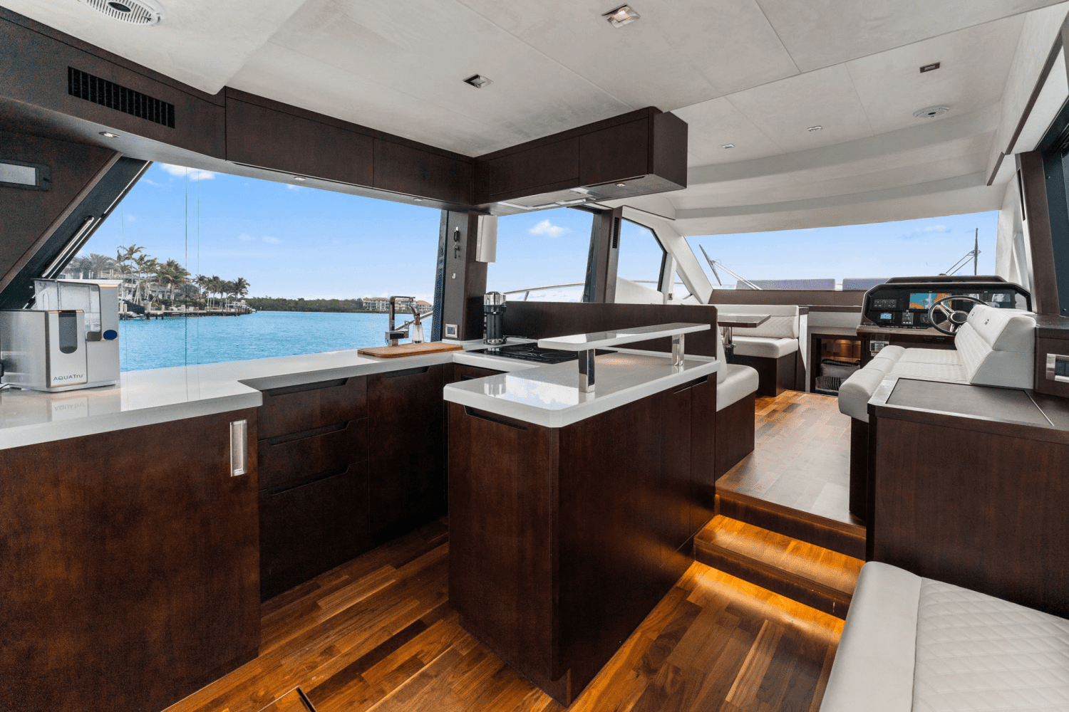 2022 Galeon 500 FLY Image Thumbnail #21