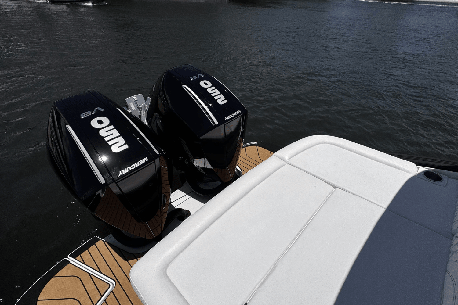 2025 Sea Ray SLX 280 Image Thumbnail #29