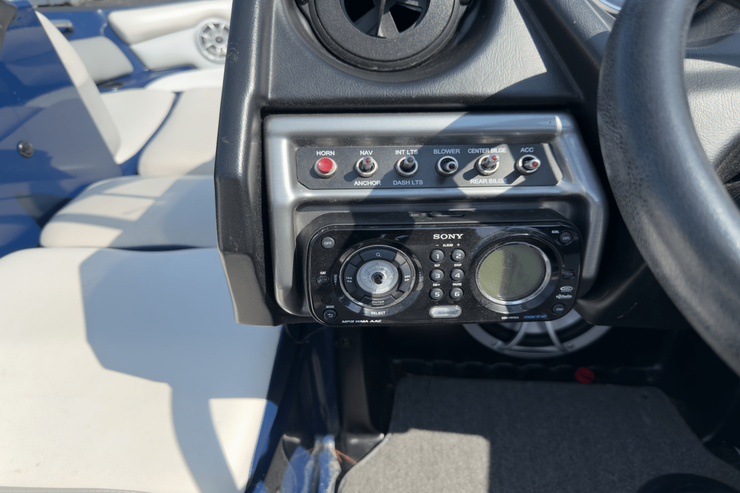 2015 Axis A20 Image Thumbnail #11