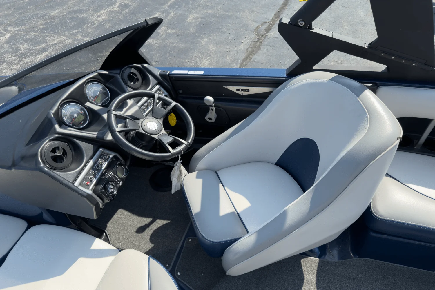 2015 Axis A20 Image Thumbnail #9