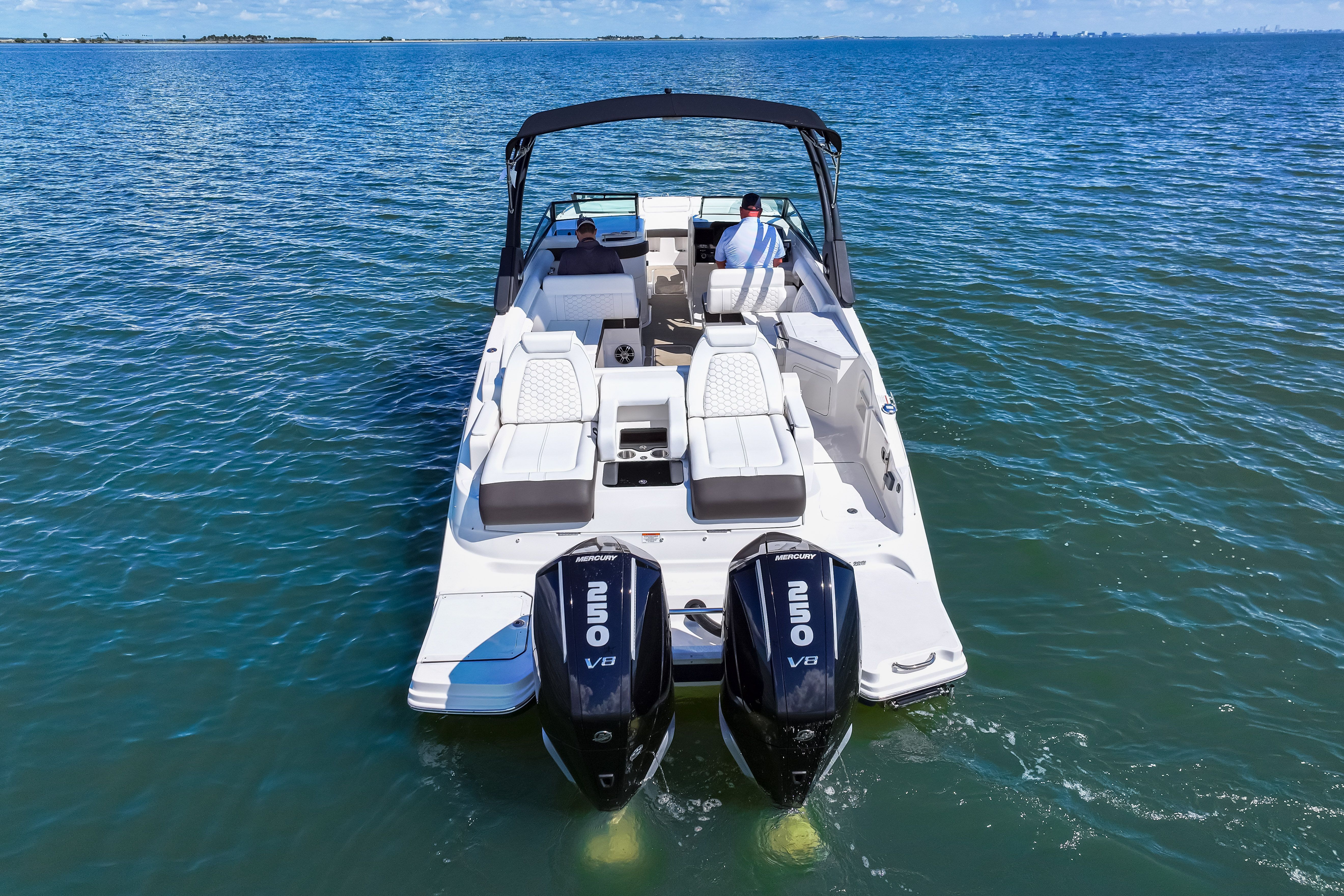 2025 Sea Ray SDX 290 Outboard Image Thumbnail #7