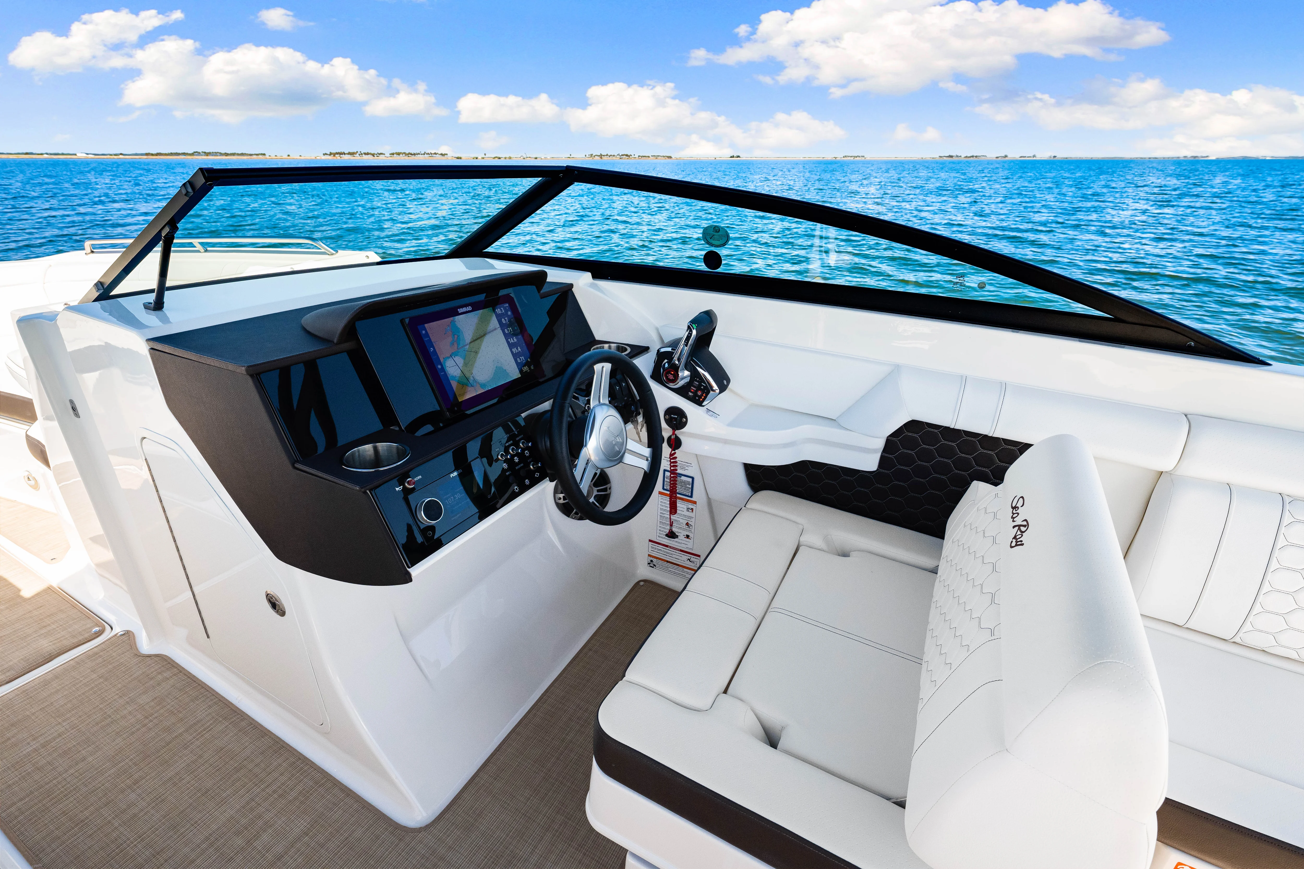 2025 Sea Ray SDX 290 Outboard Image Thumbnail #31