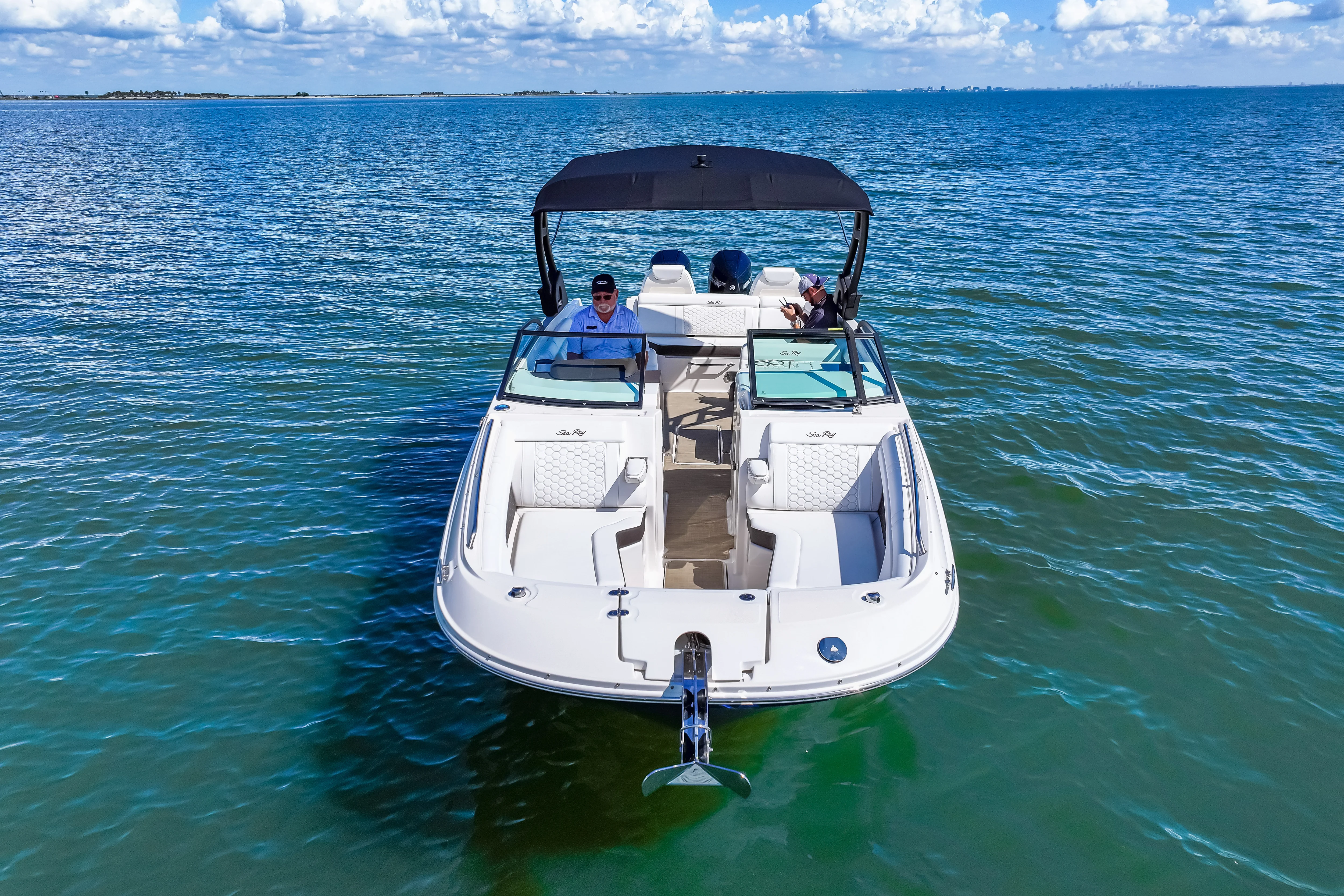 2025 Sea Ray SDX 290 Outboard Image Thumbnail #3