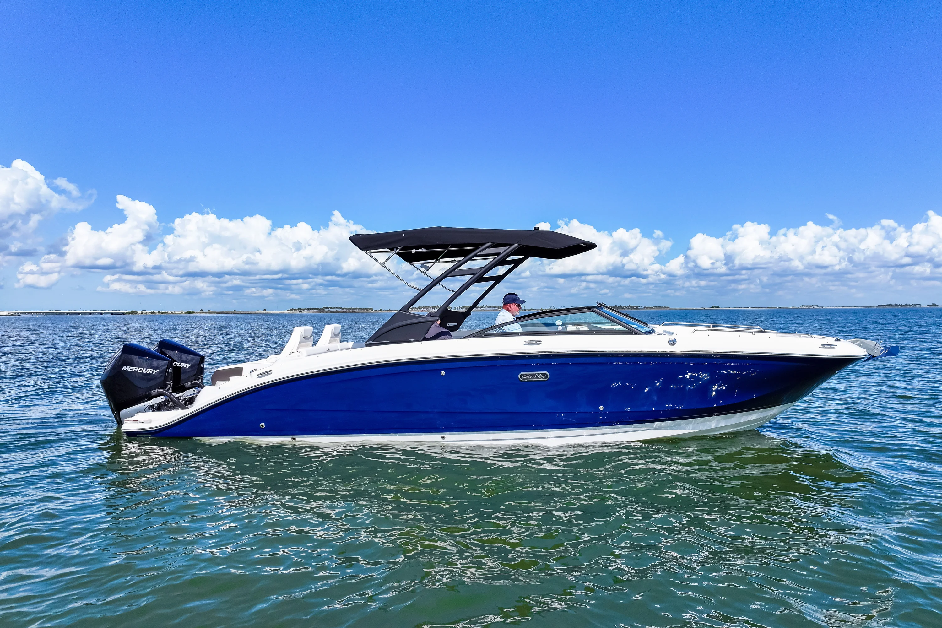 2025 Sea Ray SDX 290 Outboard Image Thumbnail #10