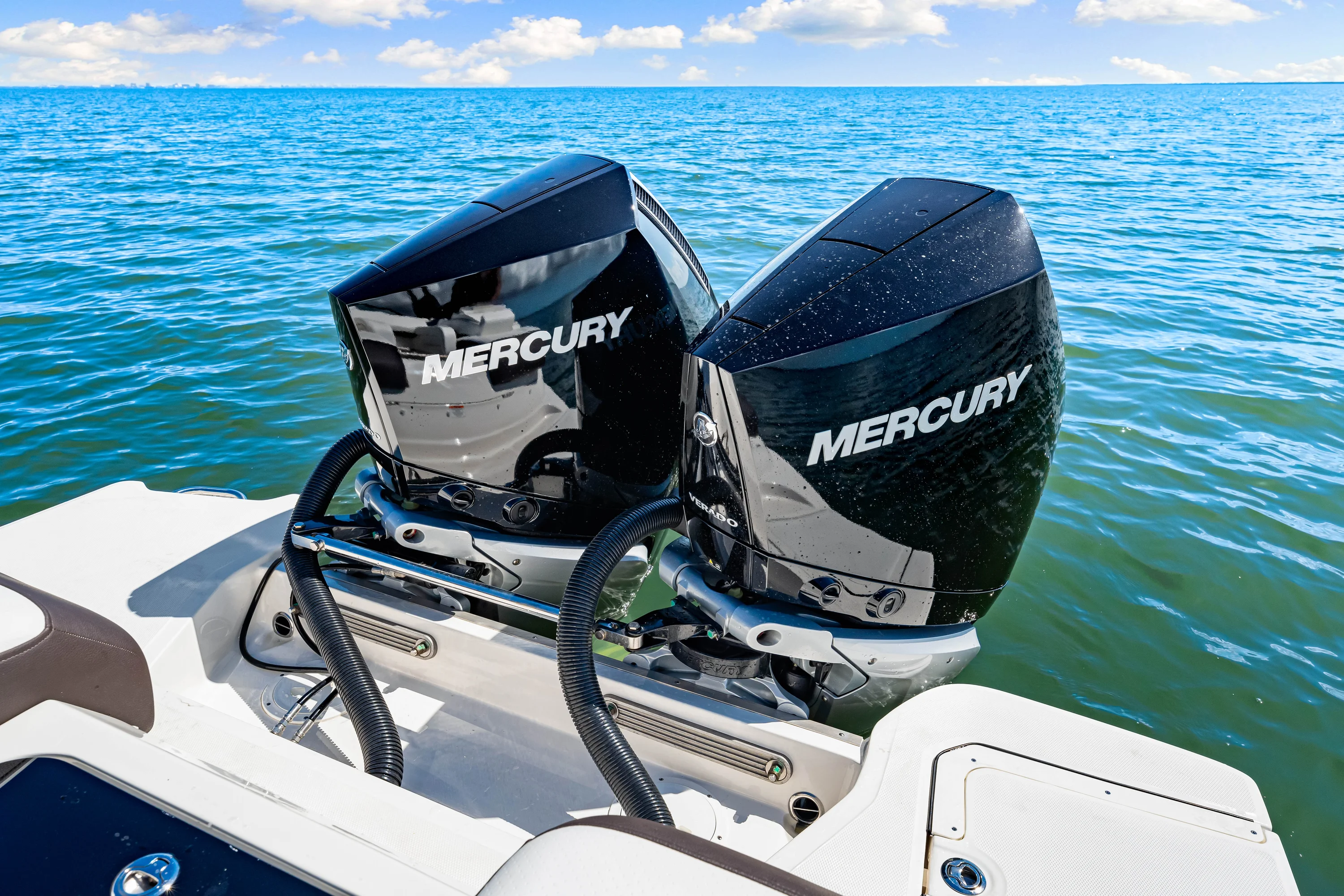 2025 Sea Ray SDX 290 Outboard Image Thumbnail #24