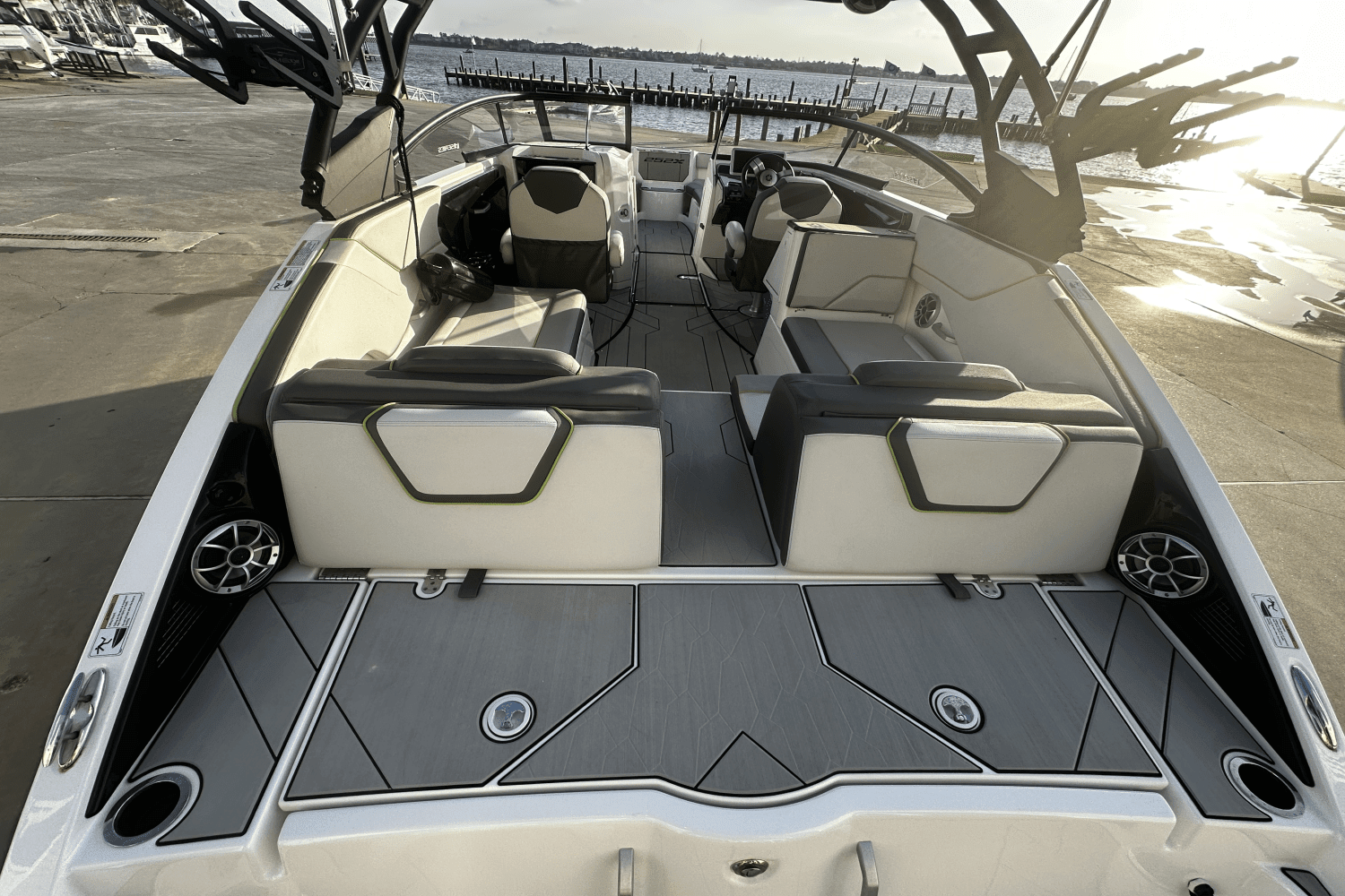 2021 Yamaha 252 XE Image Thumbnail #5