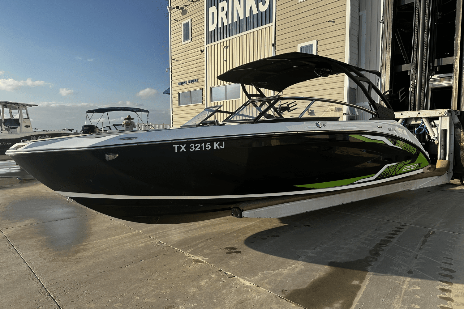 2021 Yamaha 252 XE Image Thumbnail #3