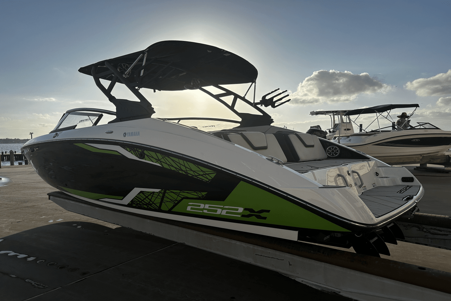 2021 Yamaha 252 XE Image Thumbnail #4